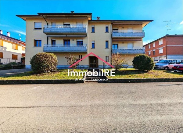 appartamento in vendita a Canossa in zona Ciano d'Enza