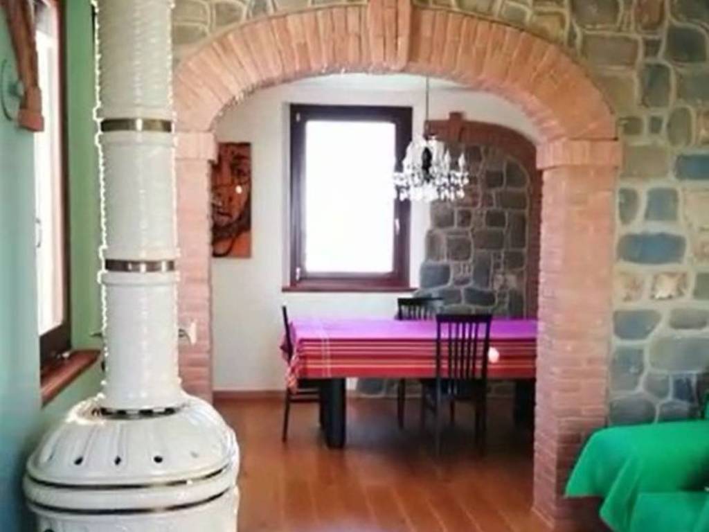 casa indipendente in vendita a Canossa