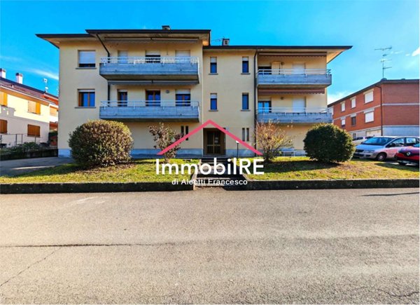 appartamento in vendita a Canossa in zona Ciano d'Enza