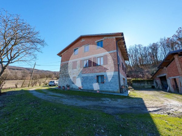 casa indipendente in vendita a Canossa