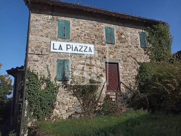 casale in vendita a Canossa