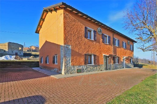 casale in vendita a Canossa