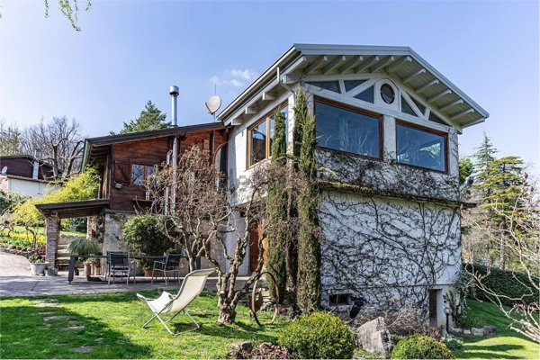 casa indipendente in vendita a Canossa in zona Vedriano