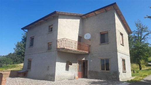casa indipendente in vendita a Canossa in zona Vedriano