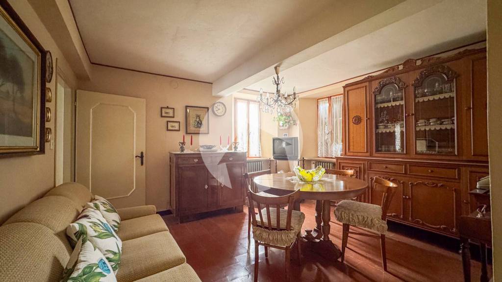 casa indipendente in vendita a Canossa