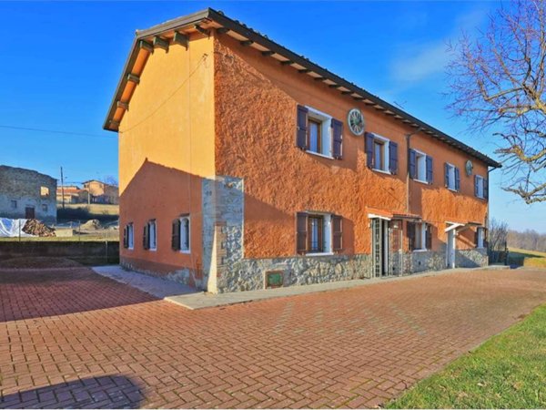 casa indipendente in vendita a Canossa