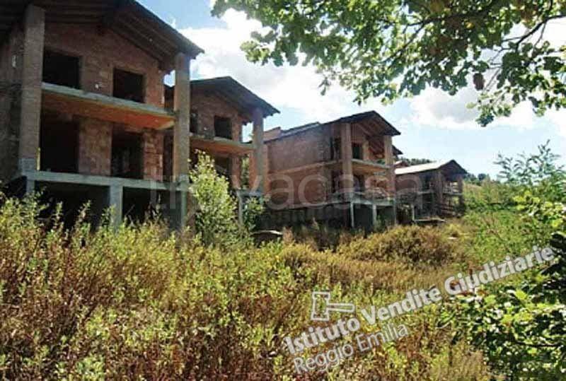 terreno edificabile in vendita a Canossa