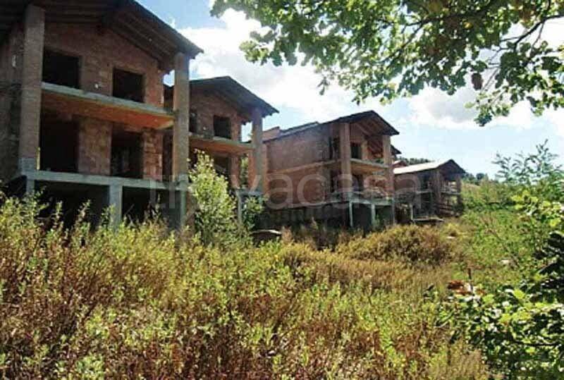 terreno edificabile in vendita a Canossa