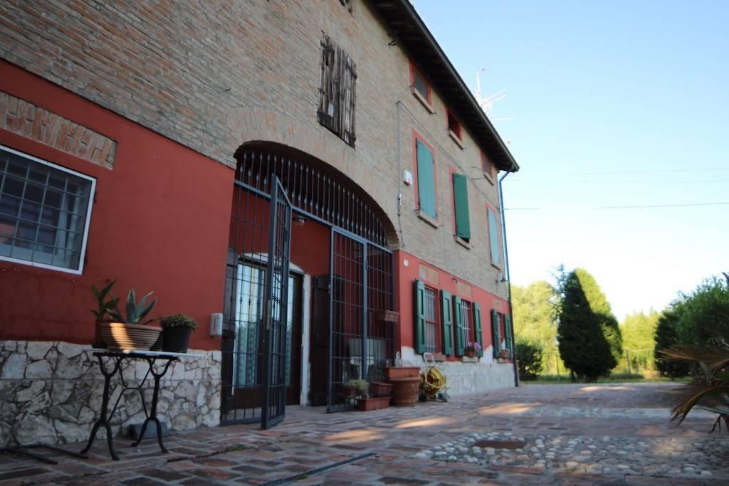 terreno edificabile in vendita a Correggio in zona San Martino