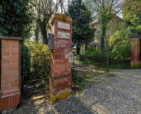 casa indipendente in vendita a Correggio