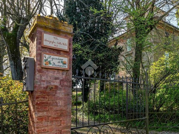casa indipendente in vendita a Correggio