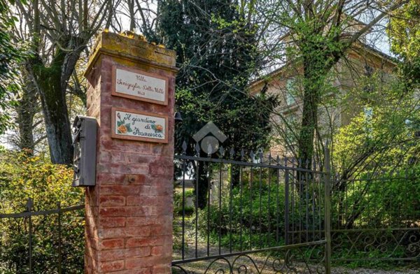 casa indipendente in vendita a Correggio