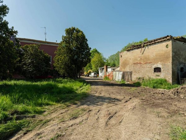 casa indipendente in vendita a Correggio