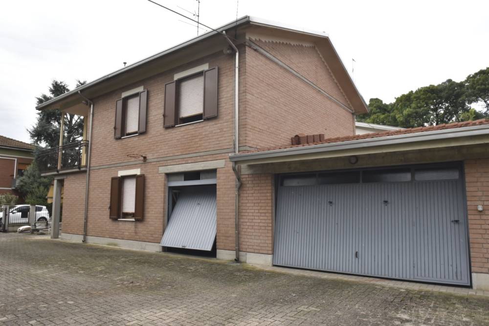 casa indipendente in vendita a Correggio