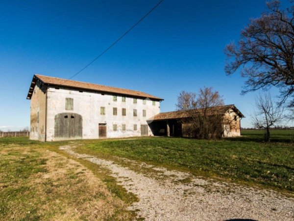 casa indipendente in vendita a Correggio