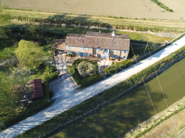 casa indipendente in vendita a Correggio