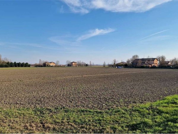 terreno agricolo in vendita a Correggio