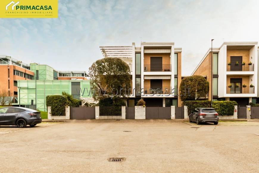 casa indipendente in vendita a Correggio