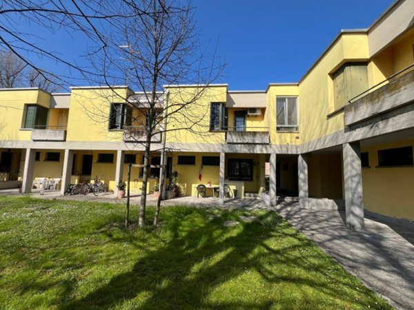 casa indipendente in vendita a Correggio