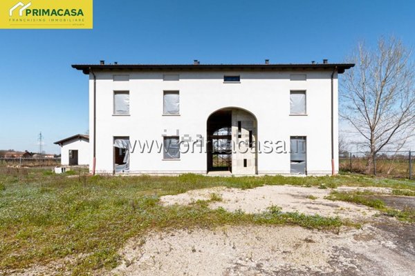 casa indipendente in vendita a Correggio