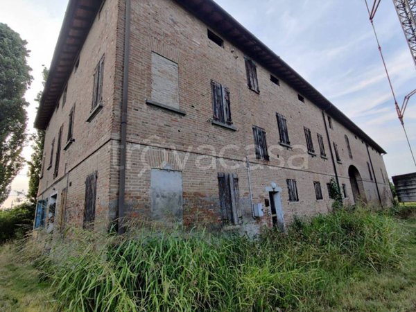 casa indipendente in vendita a Correggio