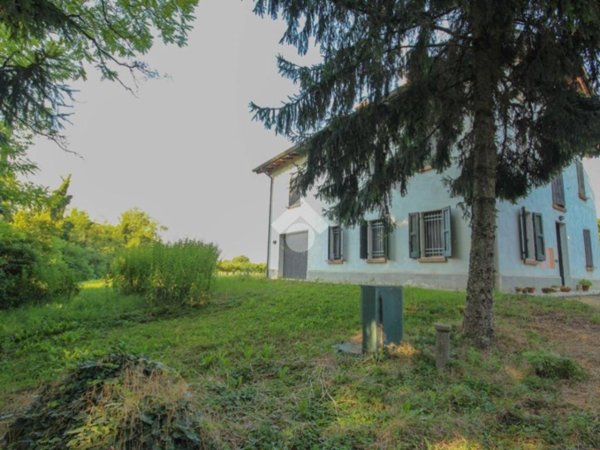 casa indipendente in vendita a Correggio in zona Budrio