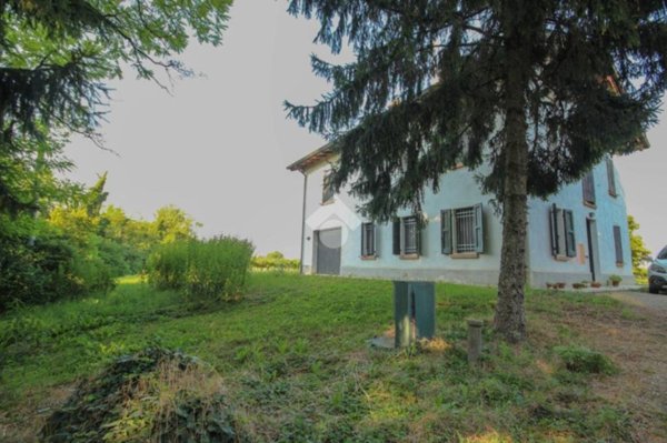 casa indipendente in vendita a Correggio in zona Budrio