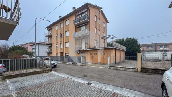 appartamento in vendita a Correggio in zona San Martino