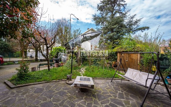 casa indipendente in vendita a Correggio