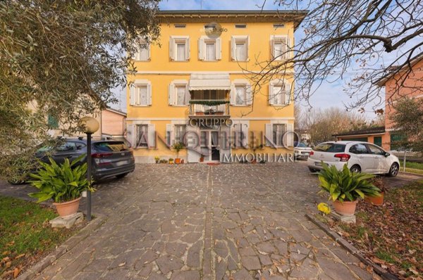 casa indipendente in vendita a Correggio
