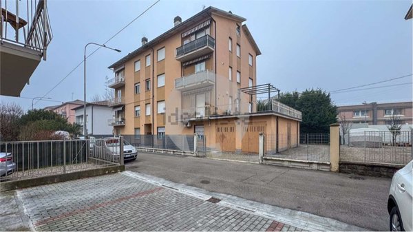 appartamento in vendita a Correggio in zona San Martino