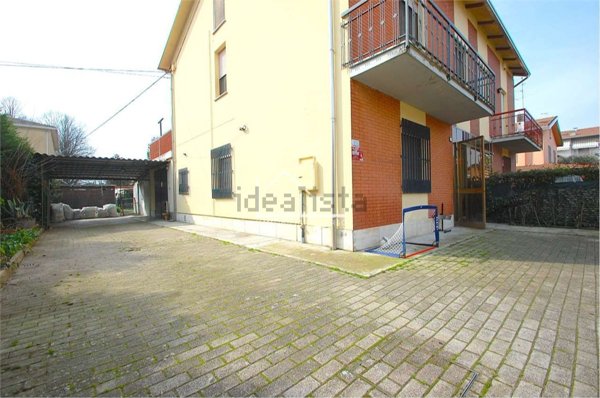 casa indipendente in vendita a Correggio