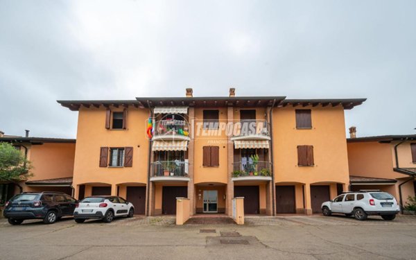appartamento in vendita a Correggio in zona Fosdondo