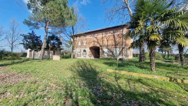 casa indipendente in vendita a Correggio