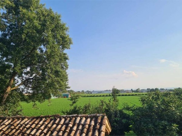 casa indipendente in vendita a Correggio