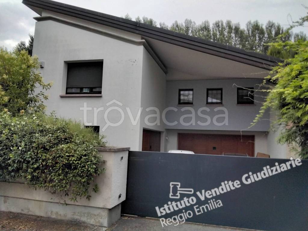 casa indipendente in vendita a Correggio