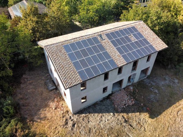 casa indipendente in vendita a Correggio