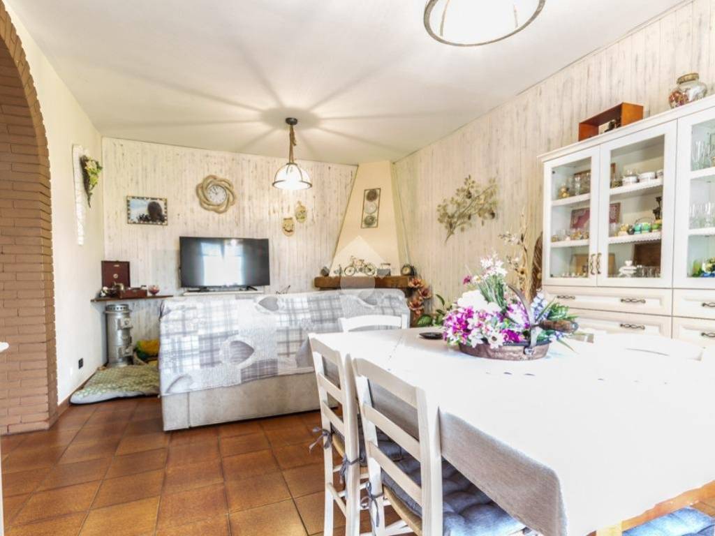 casa indipendente in vendita a Correggio