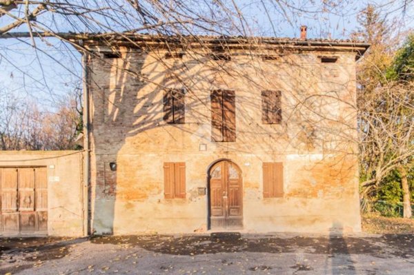 casa indipendente in vendita a Correggio