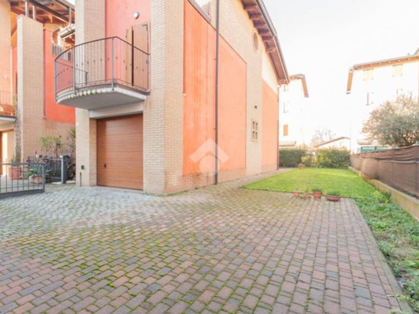 casa indipendente in vendita a Correggio