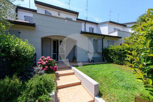 casa indipendente in vendita a Correggio