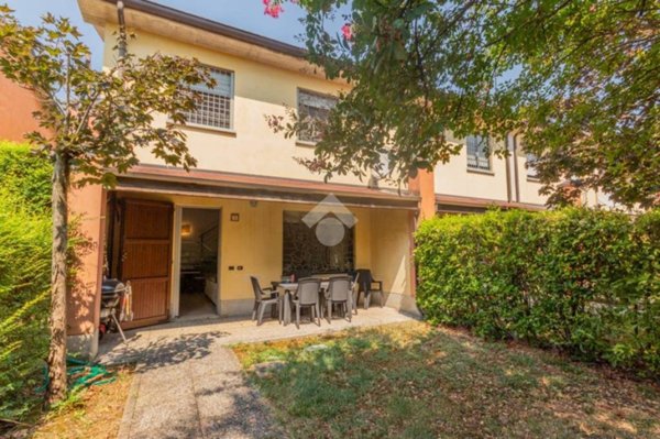 casa indipendente in vendita a Correggio