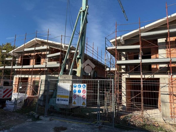 casa indipendente in vendita a Correggio