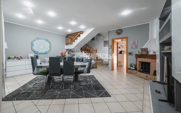 casa indipendente in vendita a Correggio