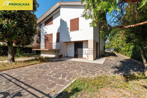 casa indipendente in vendita a Correggio