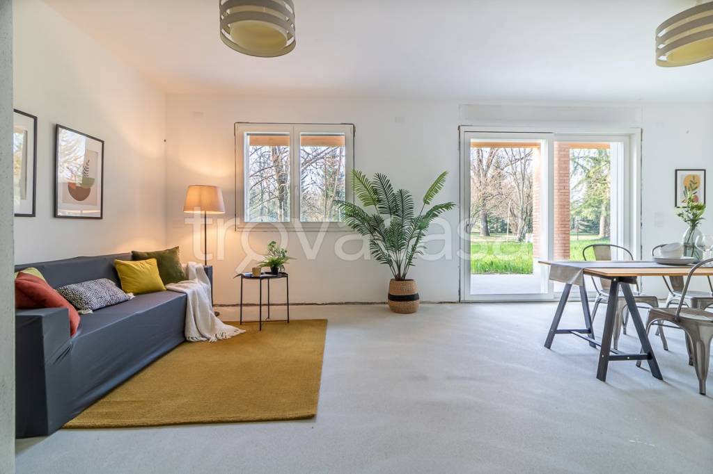 casa indipendente in vendita a Correggio