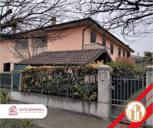 casa indipendente in vendita a Correggio
