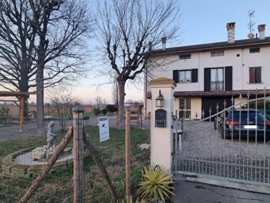 casa indipendente in vendita a Correggio