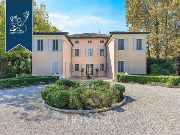 villa in vendita a Correggio