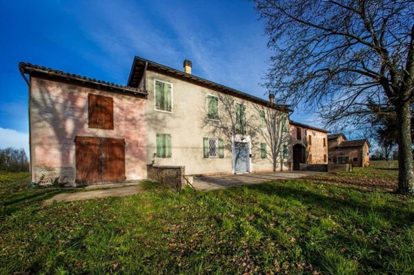 casa indipendente in vendita a Correggio in zona San Martino